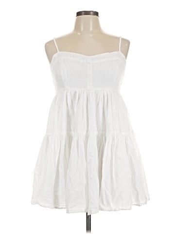 American Eagle Outfitters Casual Dress (view 1)