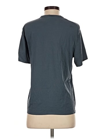 Lululemon Athletica Short Sleeve T-Shirt (view 2)