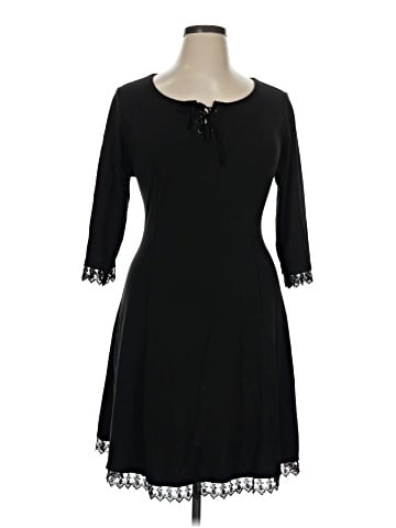 Hot Topic Casual Dress (view 1)