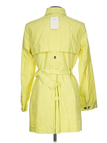 Doncaster Collection Raincoat (view 2)