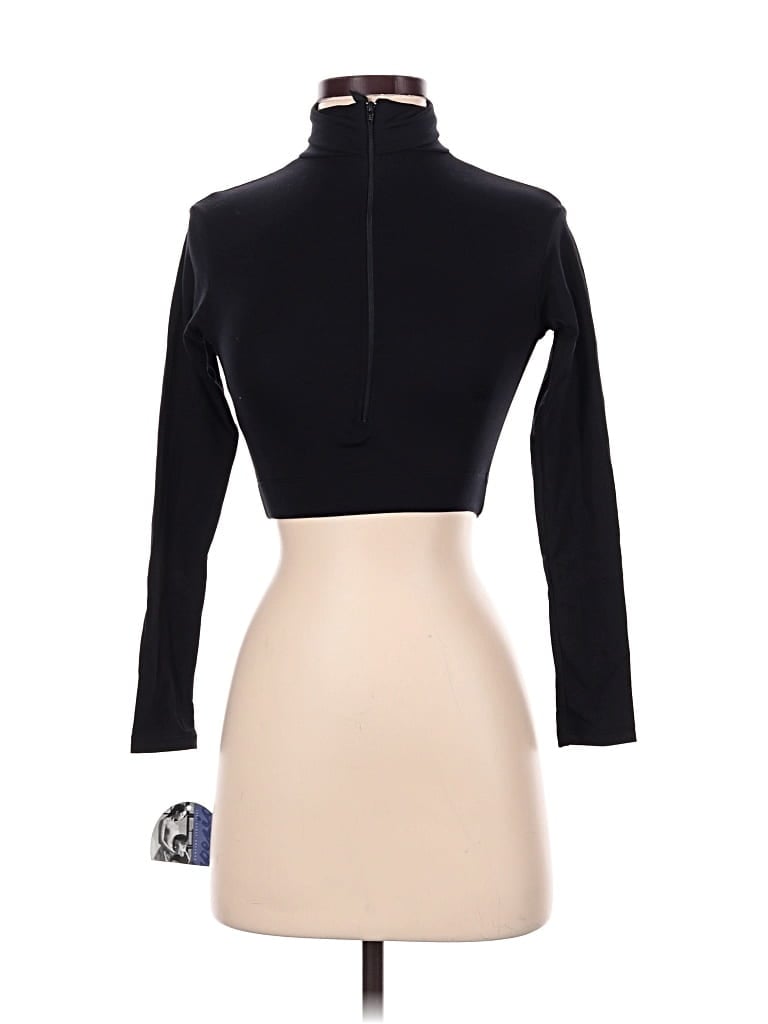 Pre-owned Capezio Long Sleeve Turtleneck In Black