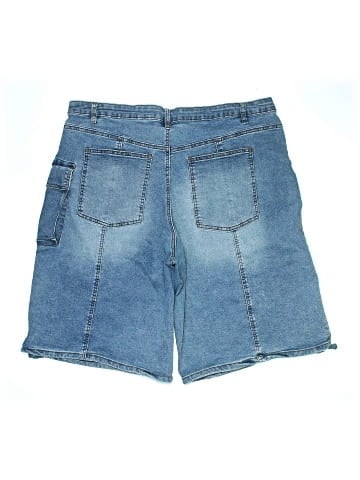 Almost Famous Cargo Shorts (view 2)