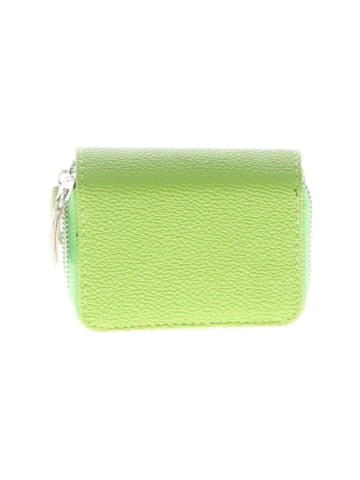 Unbranded Wallet (view 1)