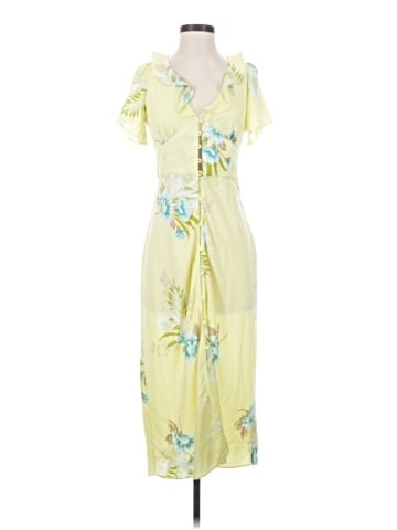 Urban Outfitters Casual Dress (view 1)