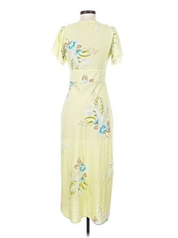 Urban Outfitters Casual Dress (view 2)