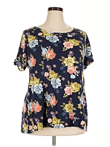 Torrid Short Sleeve T-Shirt (view 1)