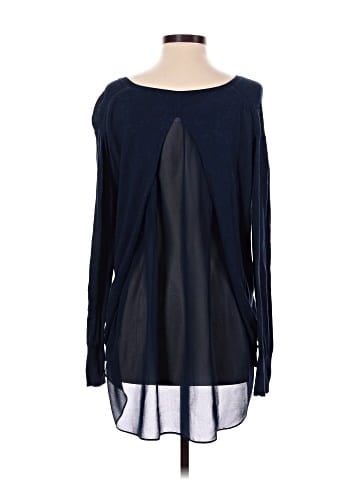 Romeo & Juliet Couture Pullover Sweater (view 2)