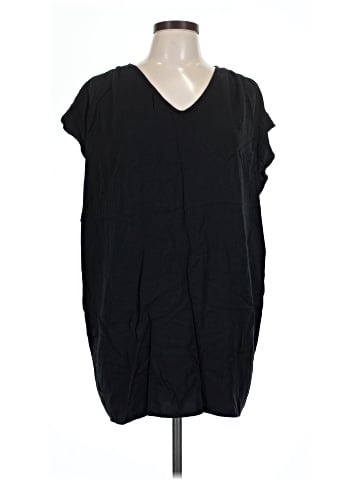 Old Navy Sleeveless T-Shirt (view 1)