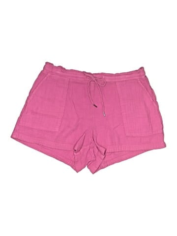 Gap Shorts (view 1)