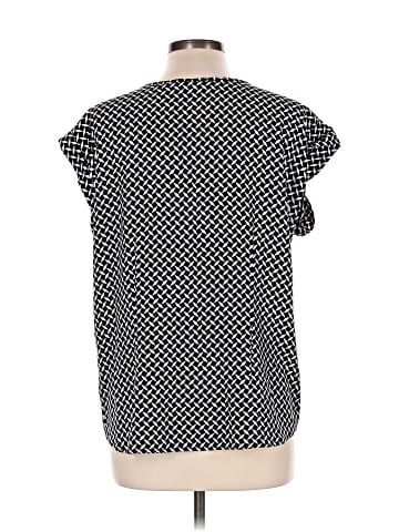 New York & Company Short Sleeve T-Shirt (view 2)