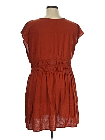 Old Navy Casual Dress (view 2)