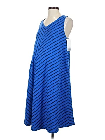 Liz Lange Maternity for Target Casual Dress (view 1)
