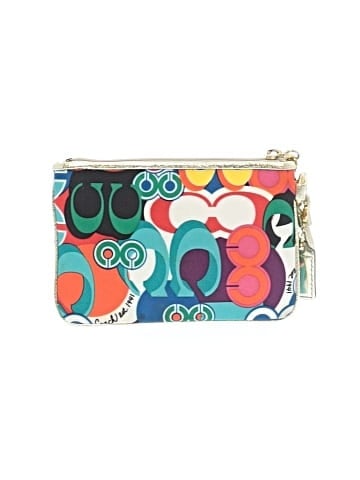 Coach Heart Poppy Wristlet (view 2)
