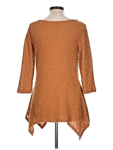 One World 3/4 Sleeve Top (view 2)