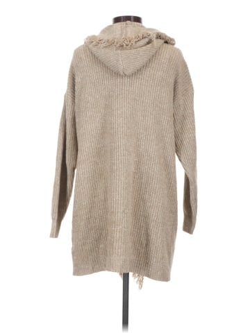 Cozy Casuals Cardigan (view 2)