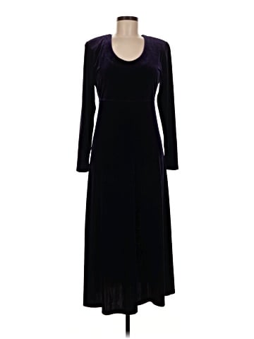 Amanda Smith Casual Dress (view 1)
