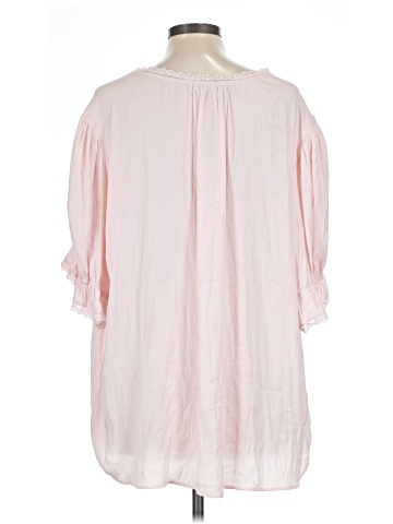 Cupcakes & Cashmere 3/4 Sleeve Blouse (view 2)