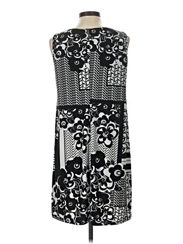 Ronni Nicole Casual Dress (view 2)