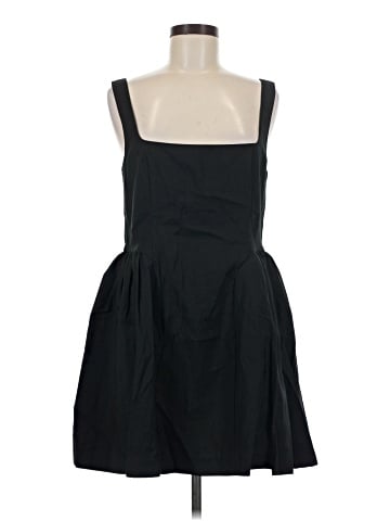H&M Cocktail Dress (view 1)
