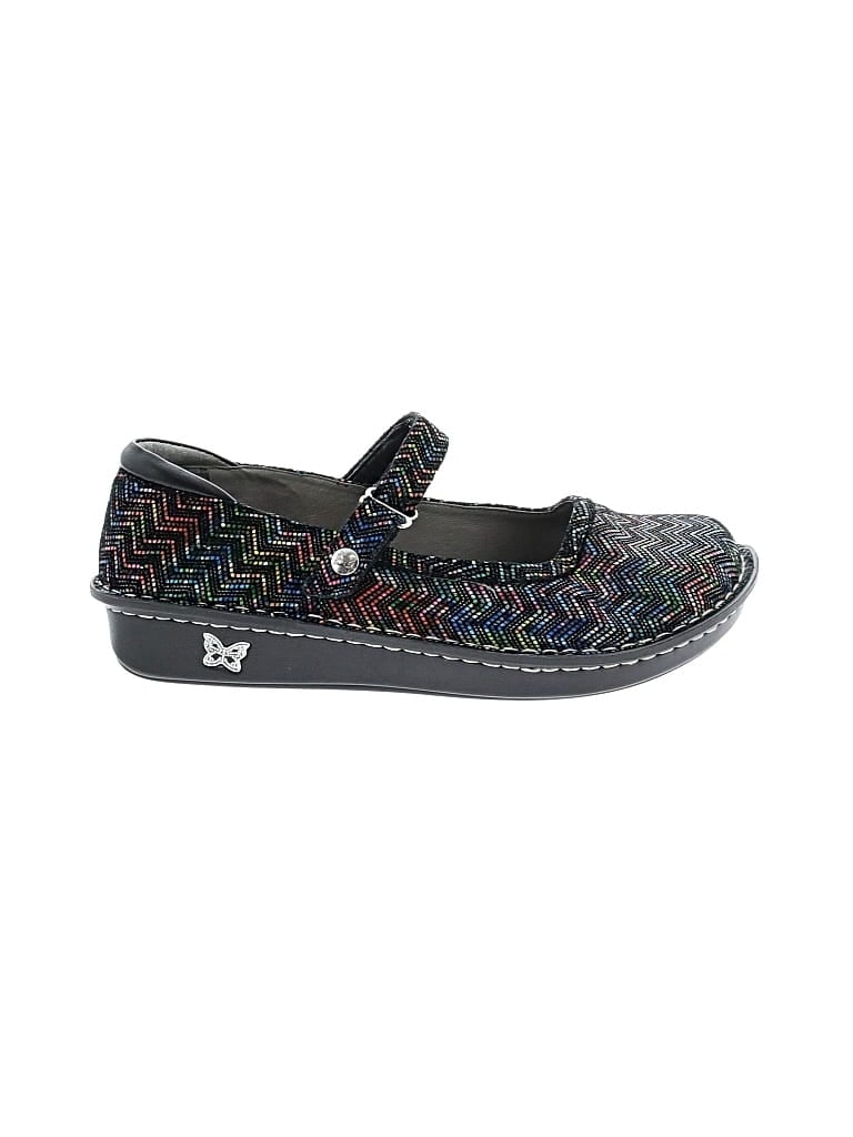 Pre-owned Alegria Flats In Black