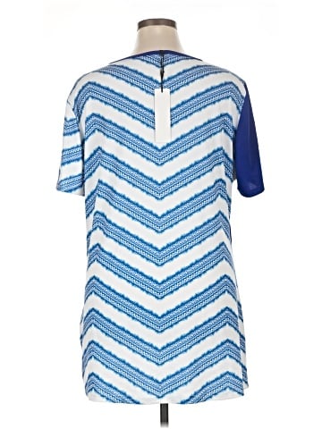 Lily by Firmiana Short Sleeve Top (view 2)