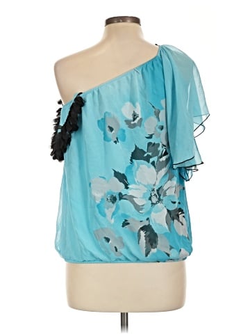 Rendezvous Sleeveless Blouse (view 2)