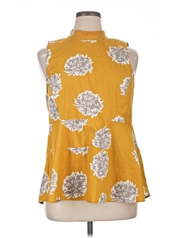 14th & Union Sleeveless Blouse (view 1)