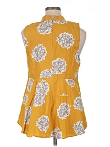 14th & Union Sleeveless Blouse (view 2)
