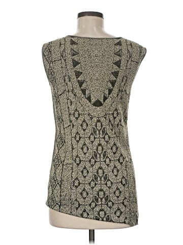 Carlisle Pullover Sweater (view 2)