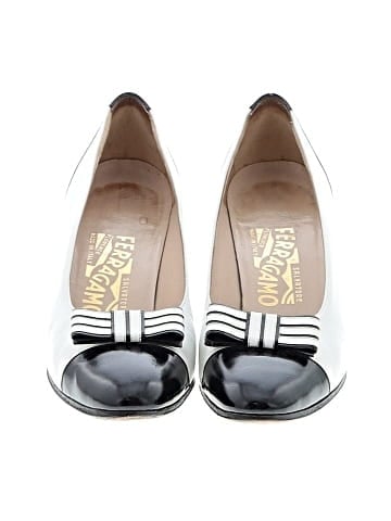 Salvatore Ferragamo Pumps (view 2)