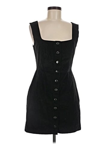 Urban Outfitters Casual Dress (view 1)