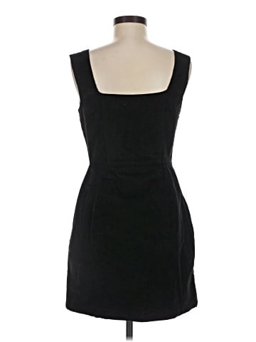 Urban Outfitters Casual Dress (view 2)