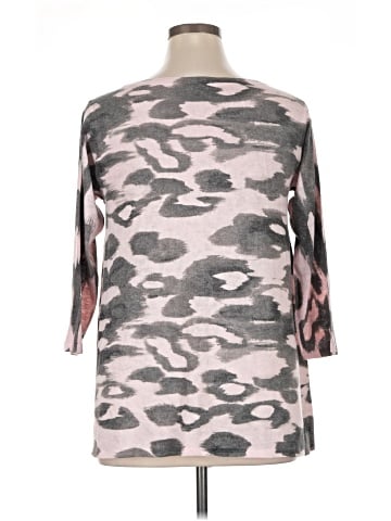 Nally & Millie 3/4 Sleeve Top (view 2)