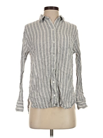 Old Navy Long Sleeve Button-Down Shirt (view 1)