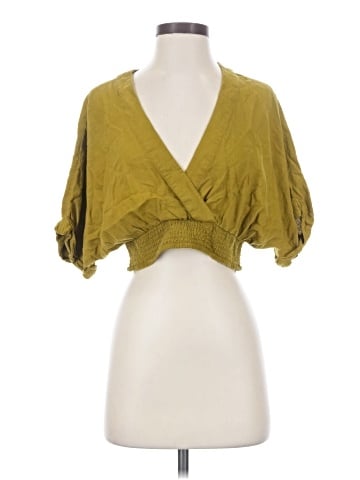 Urban Outfitters 3/4 Sleeve Blouse (view 1)
