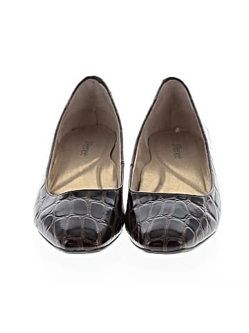J. Renee Flats (view 2)