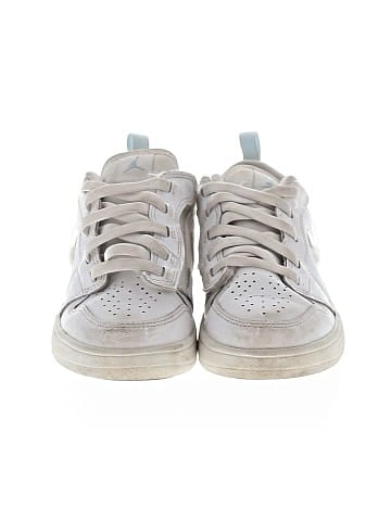 Air Jordan Sneakers (view 2)