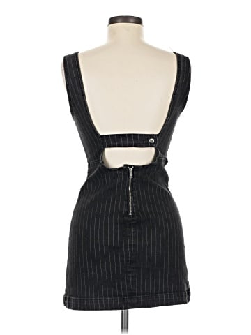 Urban Outfitters Casual Dress (view 2)