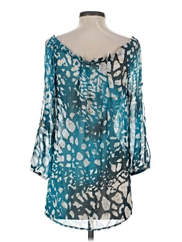 Quintessential 3/4 Sleeve Blouse (view 2)