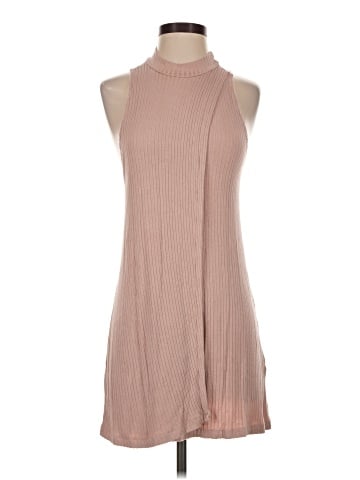 Honey Punch Casual Dress (view 1)