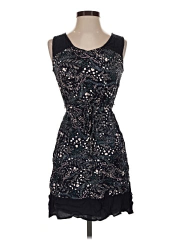 Ann Taylor LOFT Outlet Cocktail Dress (view 1)