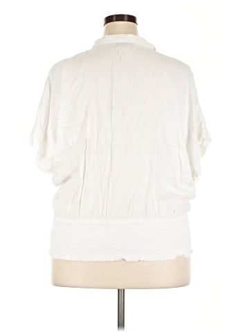 Rouge Short Sleeve Blouse (view 2)