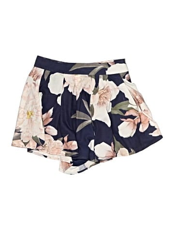 L'Atiste by Amy Shorts (view 1)