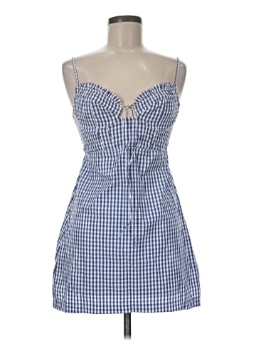 Urban Outfitters Casual Dress (view 1)