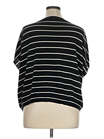 Max Studio Short Sleeve T-Shirt (view 2)