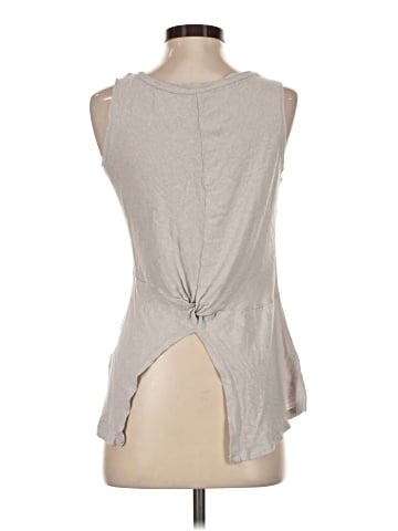 Danskin Sleeveless T-Shirt (view 2)