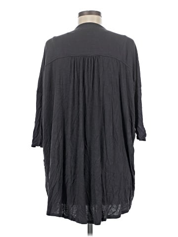 Victor Alfaro Cardigan (view 2)