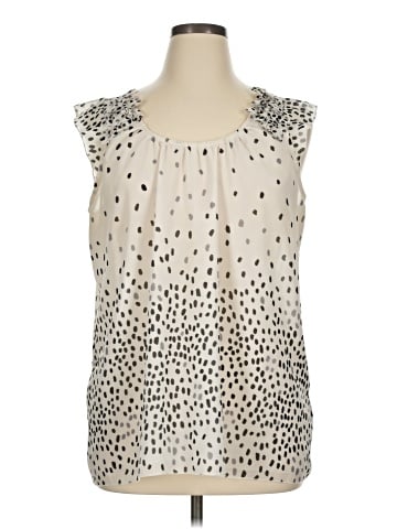 Gap Sleeveless T-Shirt (view 1)