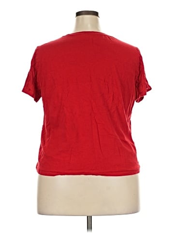Victoria's Secret Short Sleeve T-Shirt (view 2)