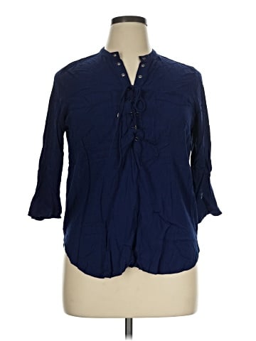a.n.a. A New Approach 3/4 Sleeve Blouse (view 1)
